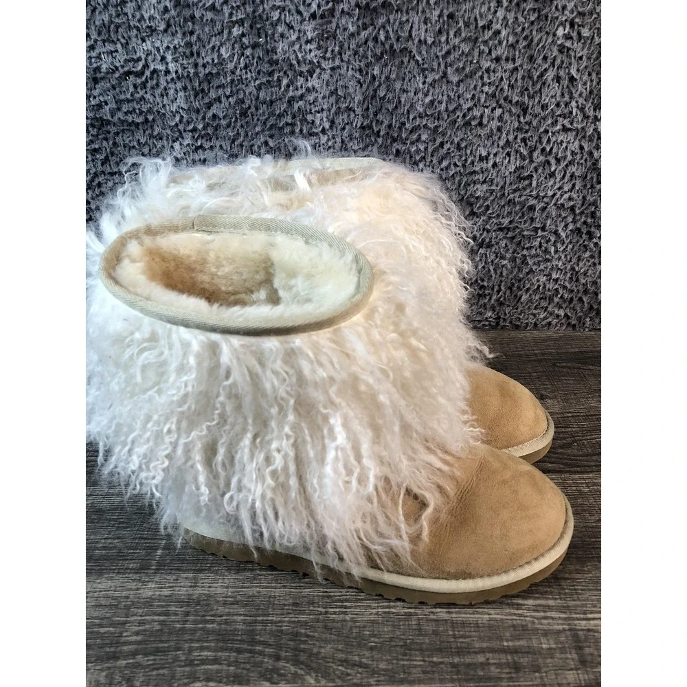 UGG Boots Womens Size 6 White Suede Shearling Fur Cuff Lined Winter 1875